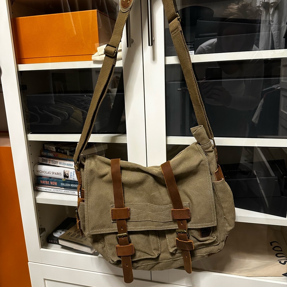 Sechunk Vintage Military Leather Canvas Laptop Bag Messenger Bags Medium